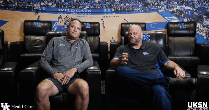 Mark Fox and Cameron Mills break down practice footage (Photo via UK Sports Network and UK Athletics)